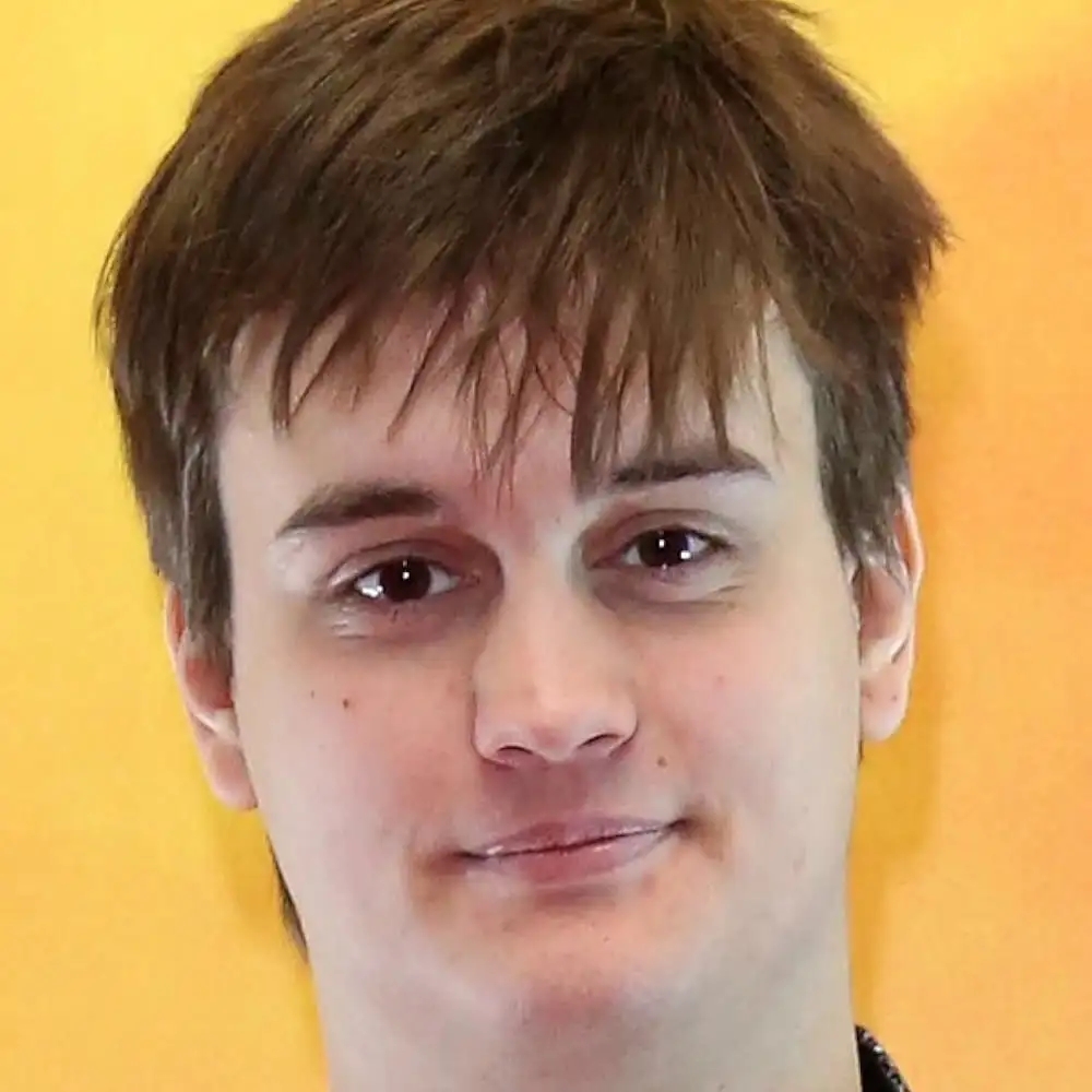 الکساندر داماگارف