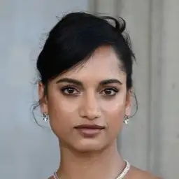 آمیتا سومان